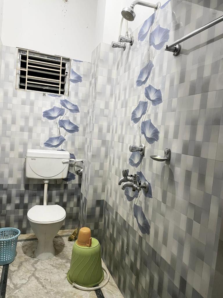 Veda Home'S 阿加尔塔拉 外观 照片