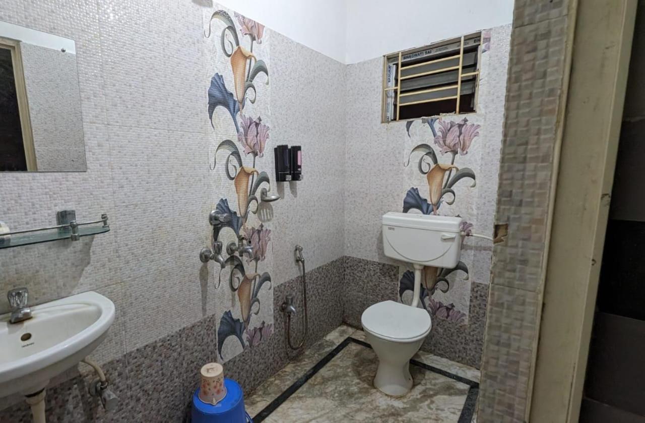 Veda Home'S 阿加尔塔拉 外观 照片